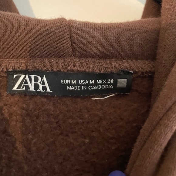 ⚡️Flash Sale ⚡️ ZARA Cropped Hoodie - Picture 3 of 3